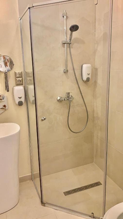 Modern Place To Stay-Self Check-In Nonstop 24H-Wifi Resita Extérieur photo