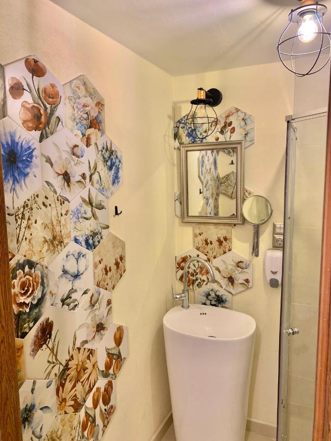 Modern Place To Stay-Self Check-In Nonstop 24H-Wifi Resita Extérieur photo